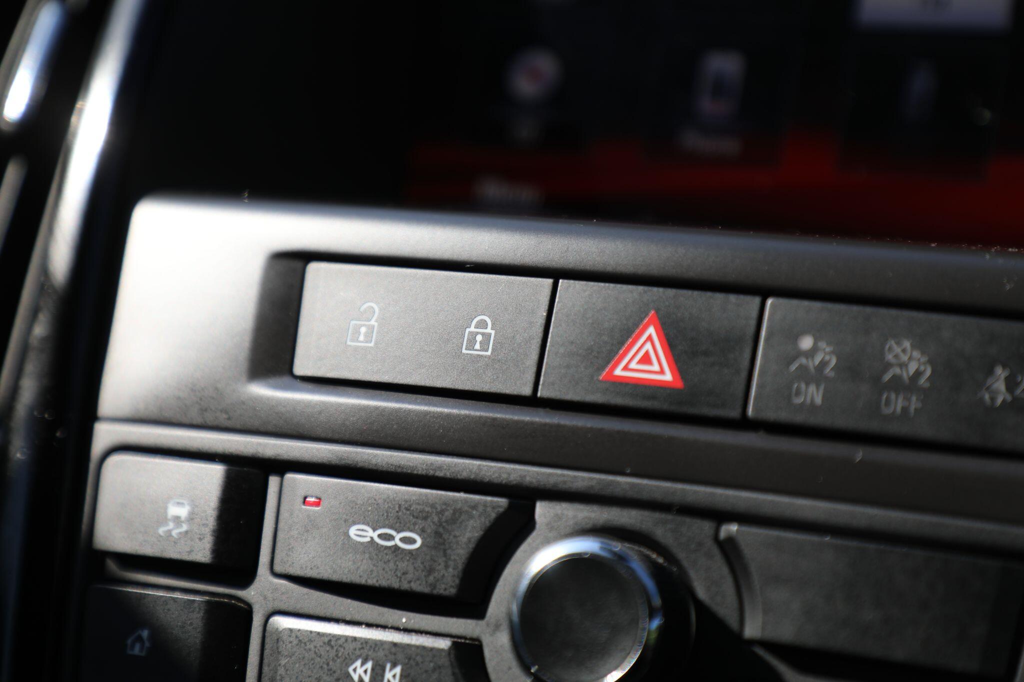 Large vehicle image